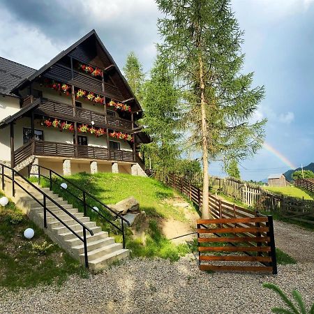 Roua Bucovinei Villa Sadova  Luaran gambar