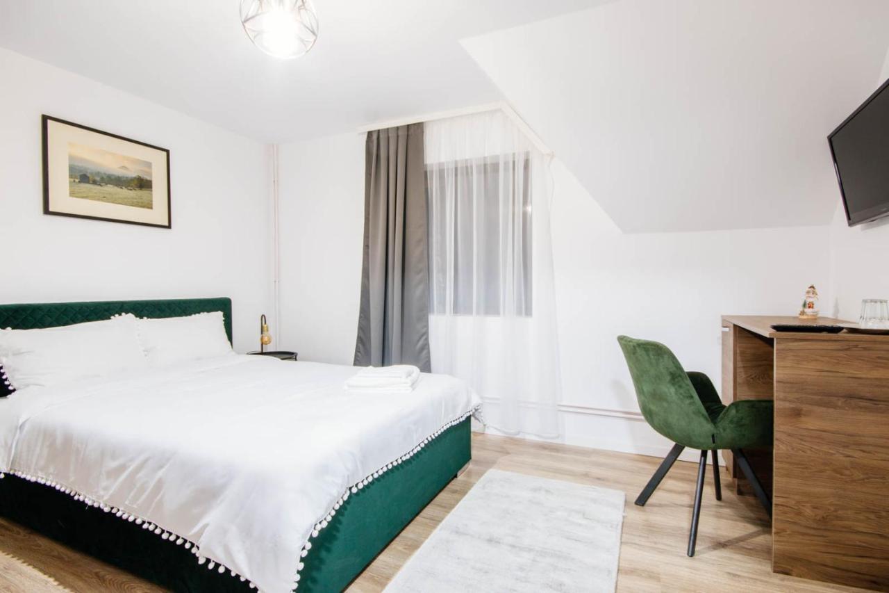 Roua Bucovinei Villa Sadova  Luaran gambar