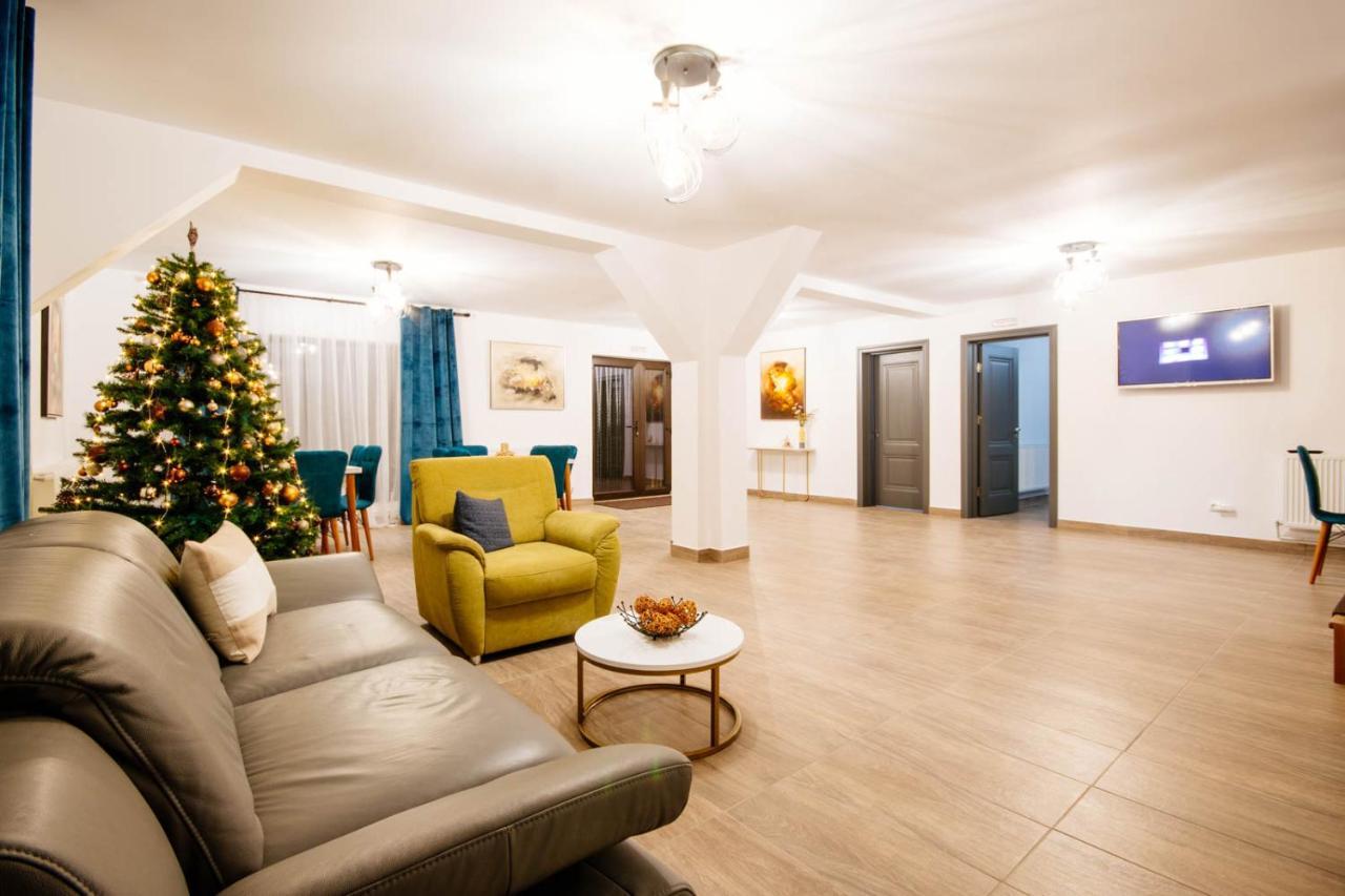 Roua Bucovinei Villa Sadova  Luaran gambar