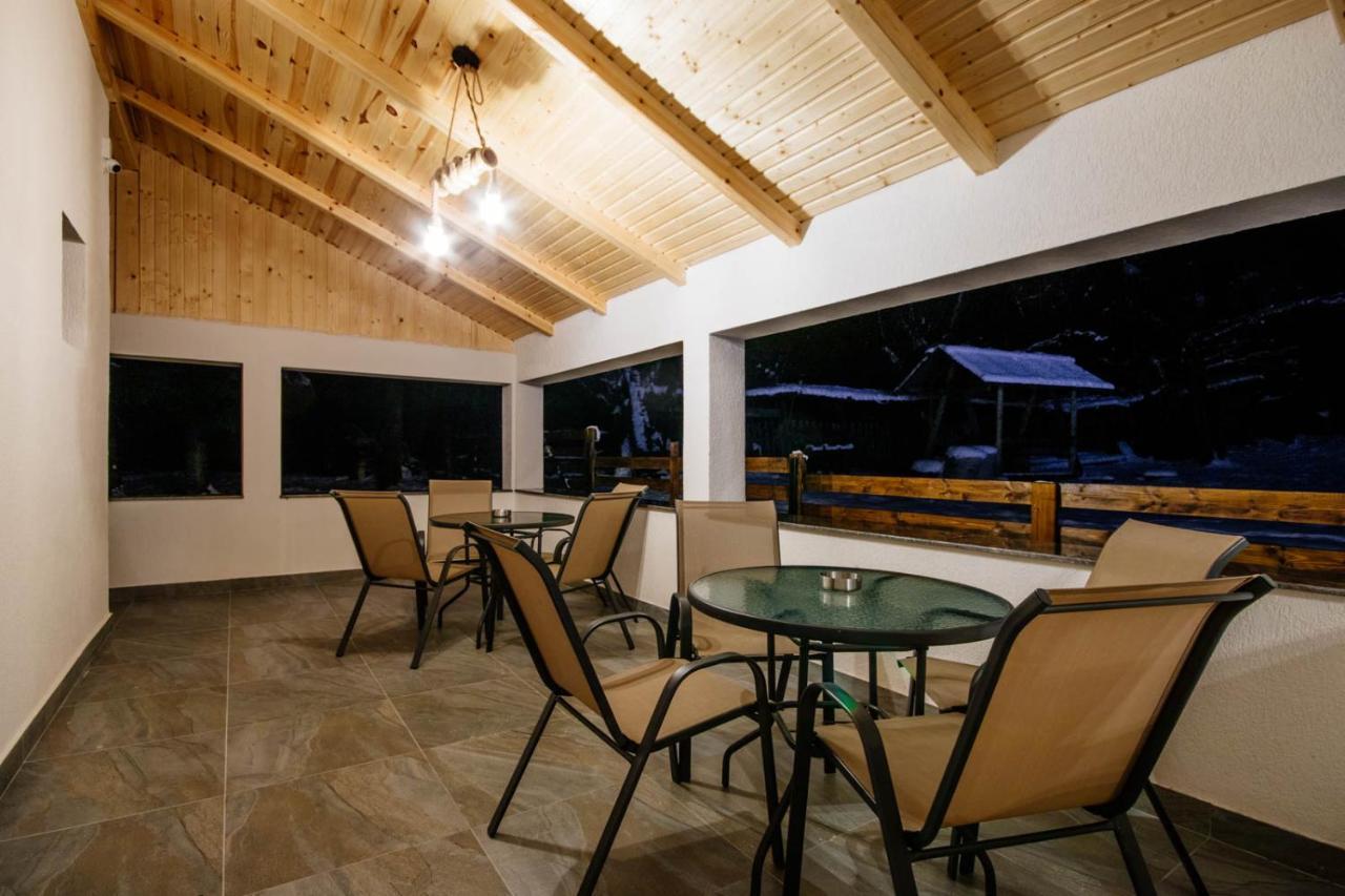 Roua Bucovinei Villa Sadova  Luaran gambar